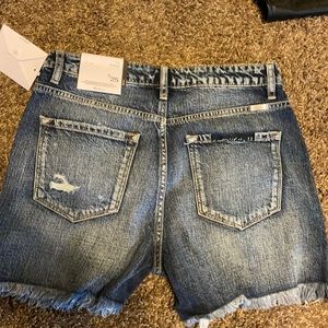 Size M dark jean shorts Kancans